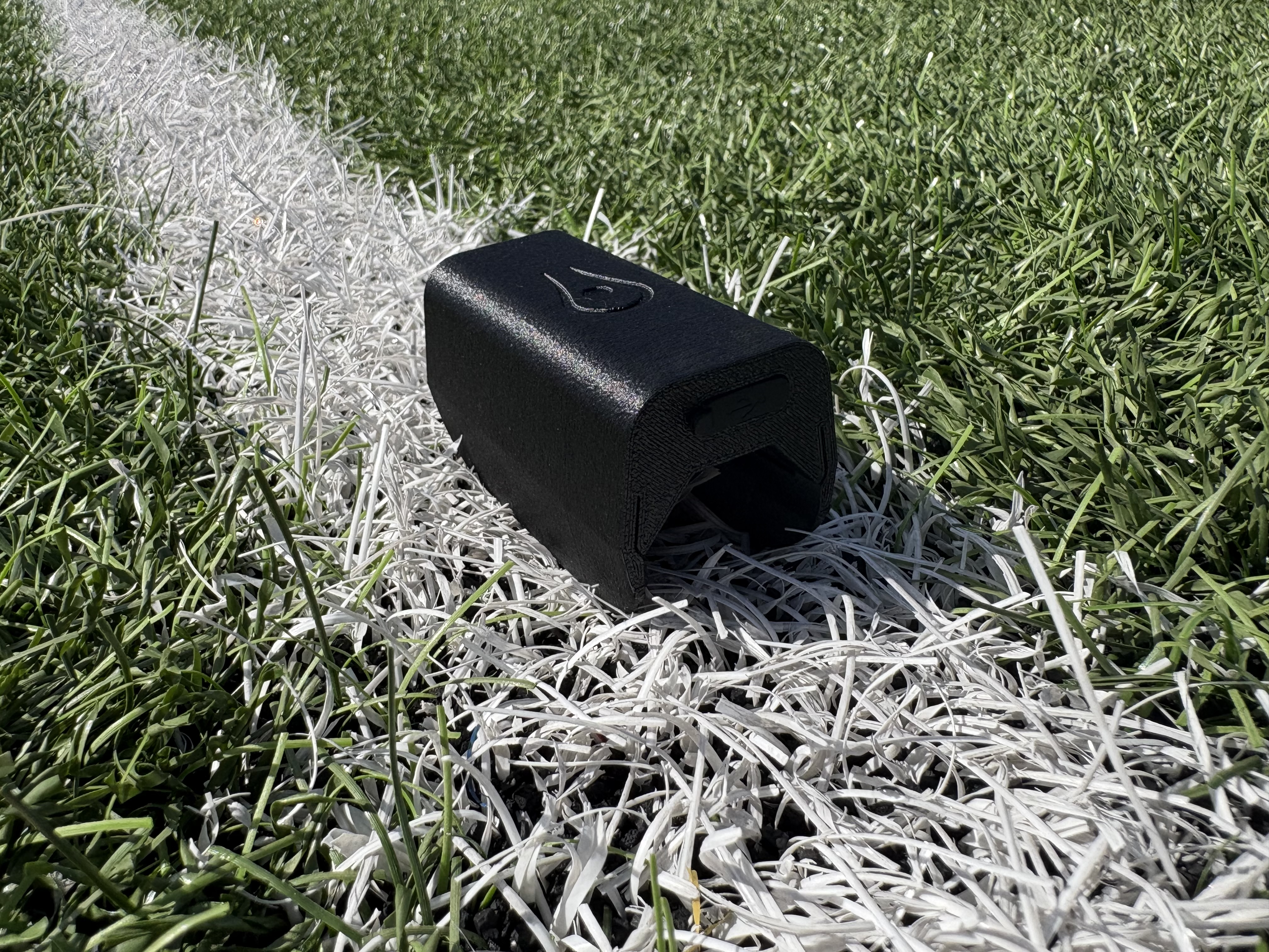 FaceoffEdge Clip mounted on turf